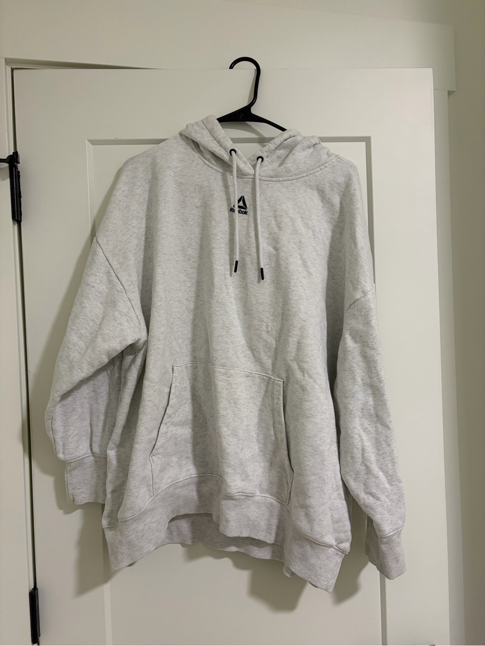 Reebok Men's Light Gray Pullover Hoodie